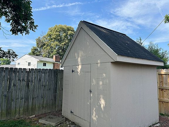 3rd image of 435 Alford Dr