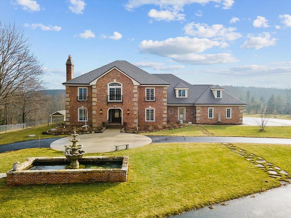 3855 County Road C, West Bend, WI 53095 MLS 1822100 Zillow