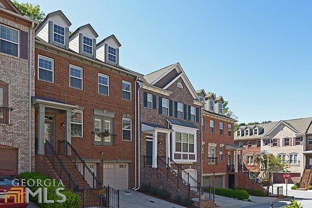 1st image of 2780 Durham Dr NE