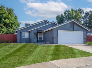 243 Spoonbill Ln, Galt, CA 95632