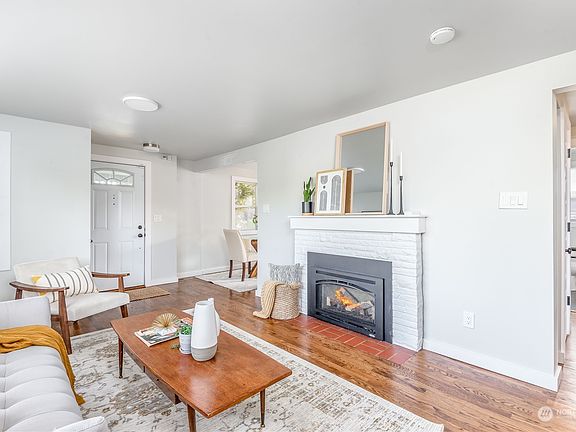 4th image of 1418 S 35th Street