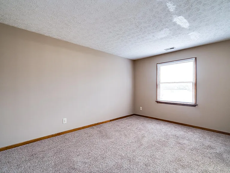 230 N Gebhart Church Rd — Photo 19