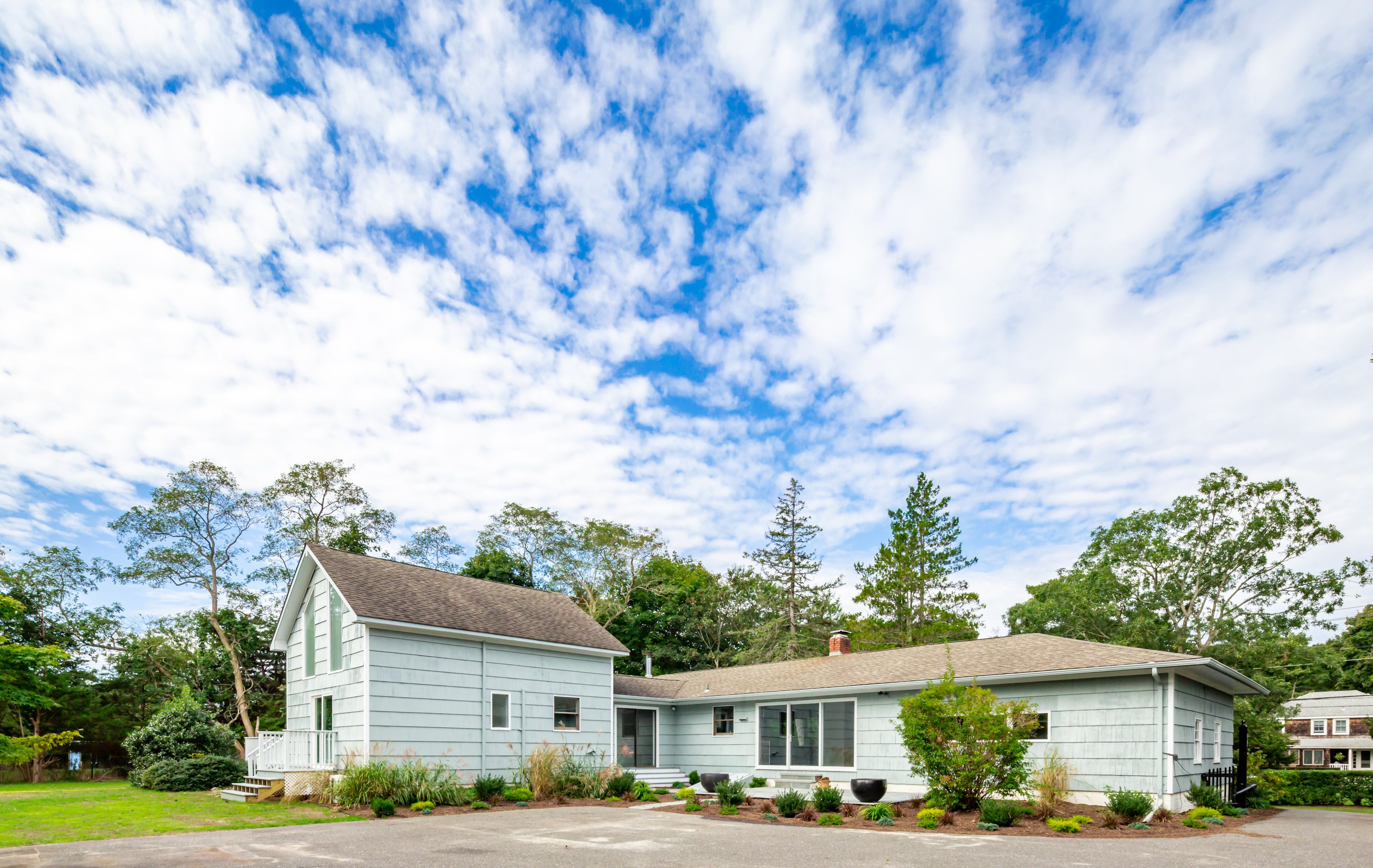 74 Springs Fireplace Rd, East Hampton, NY 11937 Out East