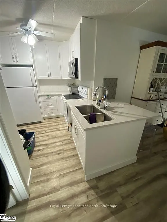 2 bed, $1,975 — Photo 2