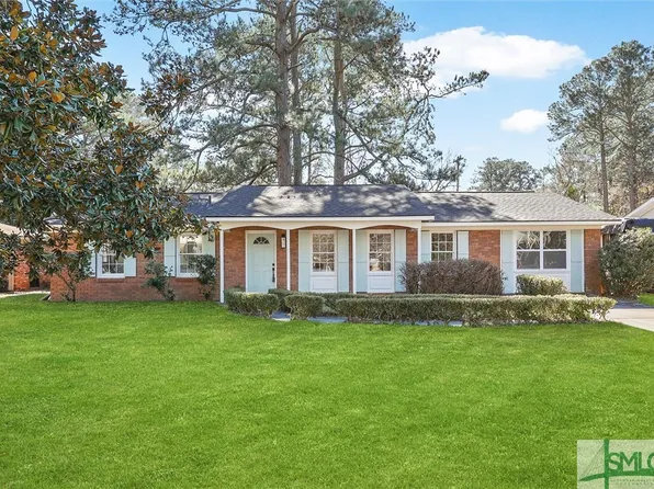 11 Canterbury Circle, Savannah, GA 31419