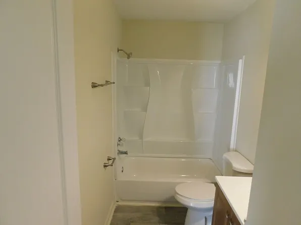 6585 Sungate Cir, Bartlett, TN 38135