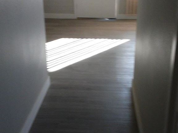 5th image of 3219 E Earll Dr APT 6