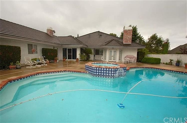 2nd image of 885 Deep Springs Dr