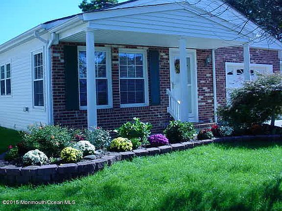 2nd image of 20 Lyford Ct