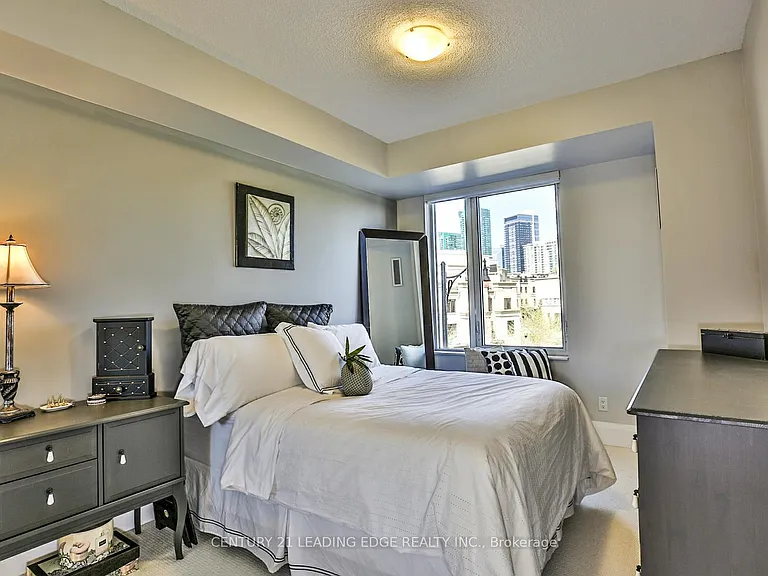 100 Harrison Garden Blvd #221 — Photo 21