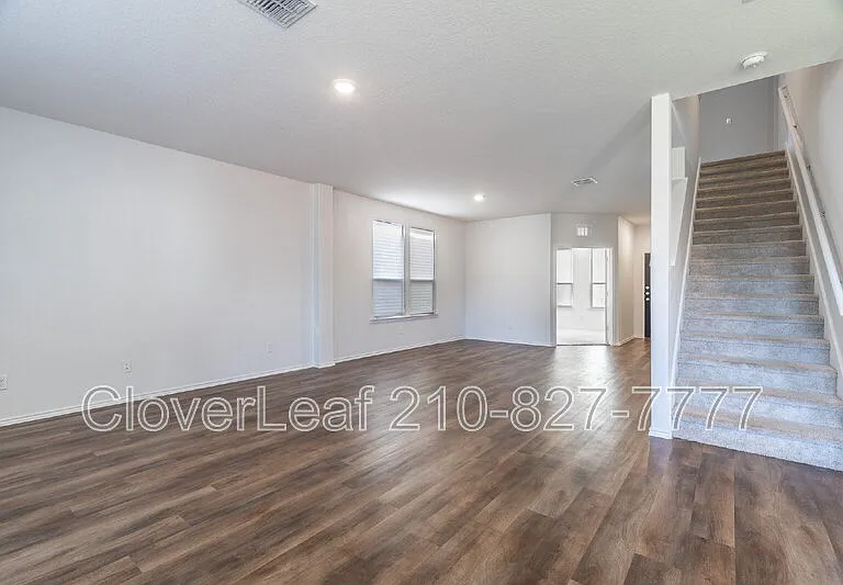 165 Acorn Cir — Photo 11