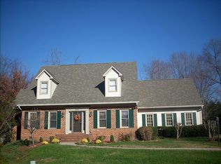 204 Trotters Way Ct, Winston Salem, NC 27106