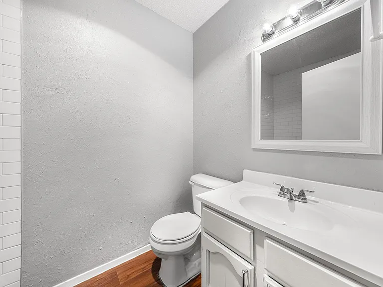 2311 Peppertree Ct — Photo 8