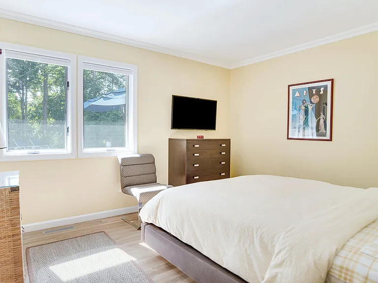 15 Farm Ln — Photo 28