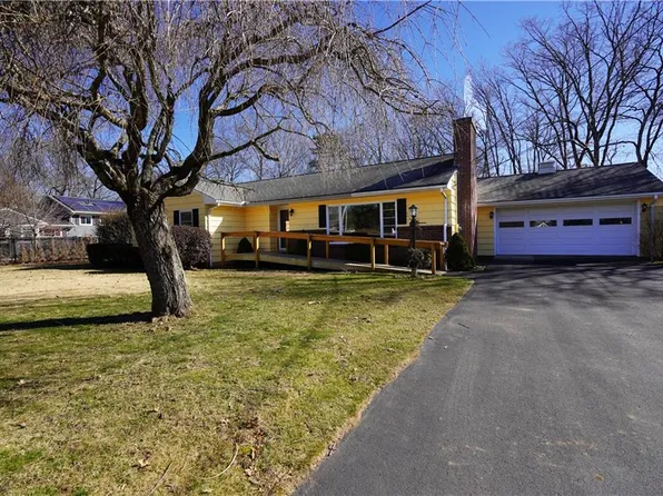 14 Newell Ln, Attleboro, MA 02703