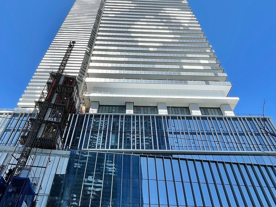 1st image of 138 Downes St #4302