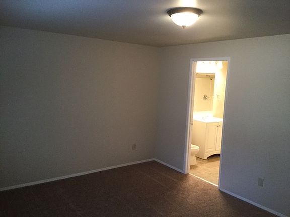 5th image of 5510 205th Street Ct E