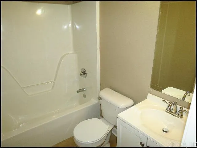 262 Glenna Ln — Photo 10
