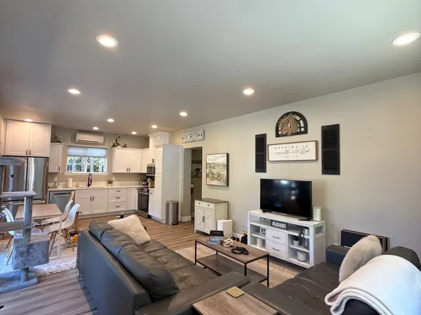 3446 SW Cascade Ave #A, Corvallis, OR 97333