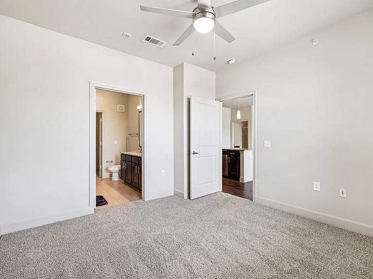 North Creek Apartments in Hutto, Texas
