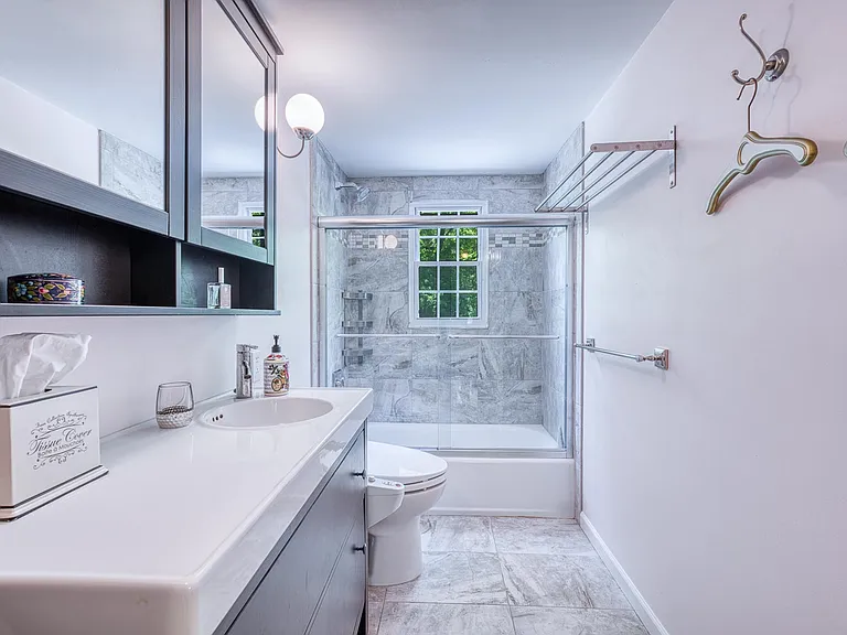 31 Shepard Way — Photo 18
