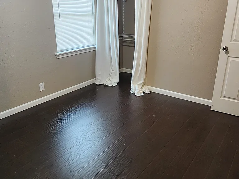 2506 Roy Cir — Photo 18