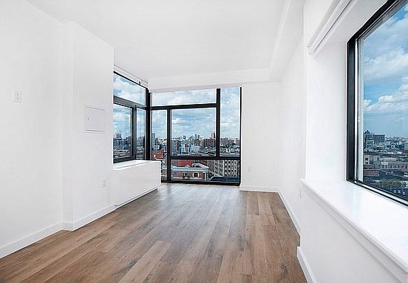 3rd image of 251 W 117th St APT 13F