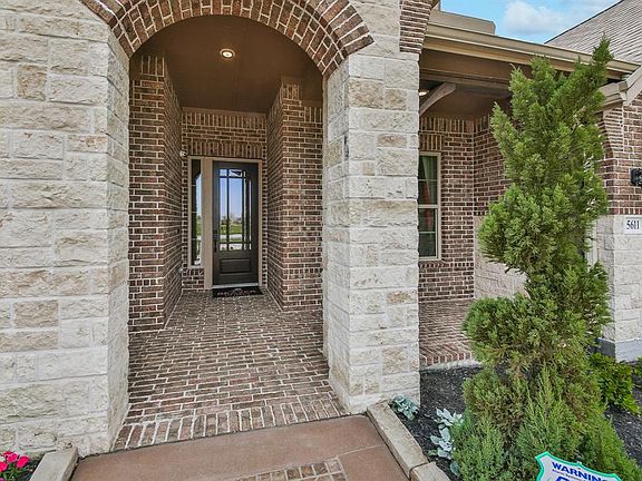 2nd image of 15611 Ponderosa Bend Dr