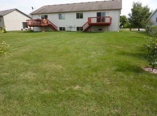 626 Constitution Ln, Deforest, WI 53532