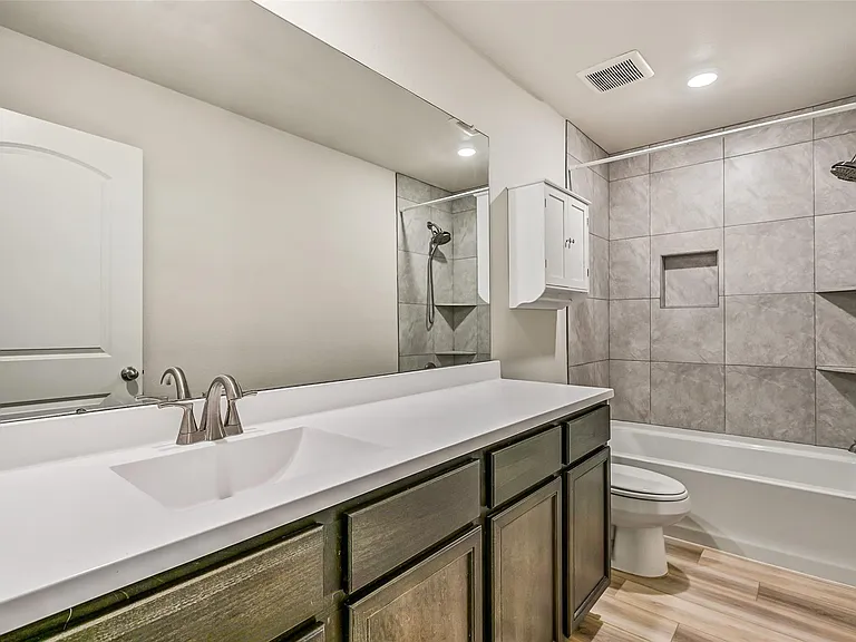 23144 Shakespeare Dr — Photo 24