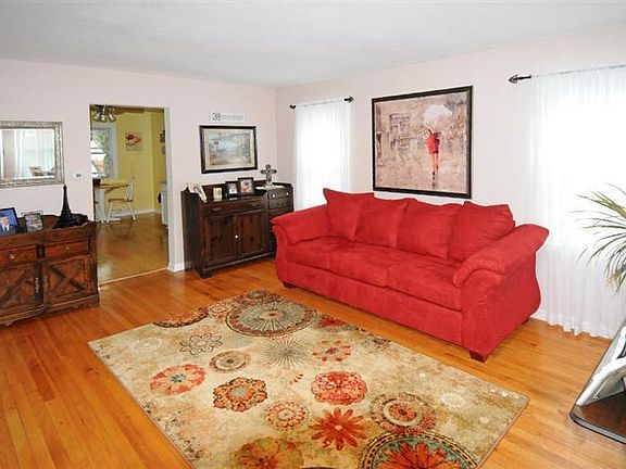 3rd image of 5008 Pensacola Blvd