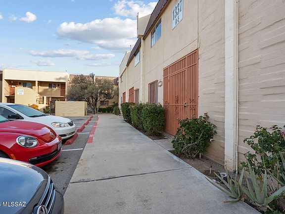 4th image of 1337 E Fort Lowell Rd APT C