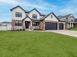 15903 Crimson Dr, Lockport, IL 60441