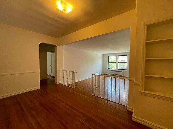 2nd image of 67-70 Yellowstone Blvd #33D