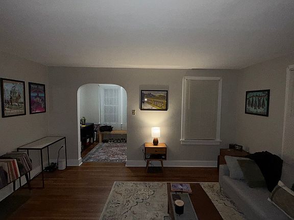3rd image of 310-312 Pennsylvania Blvd