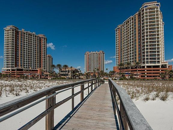 3rd image of 3 Portofino Dr #Penthouse 6