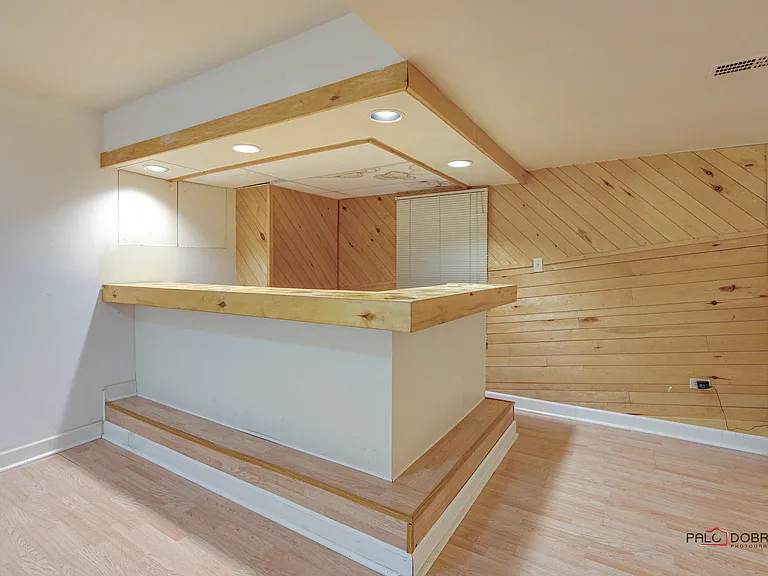 920 Lee Ct — Photo 27