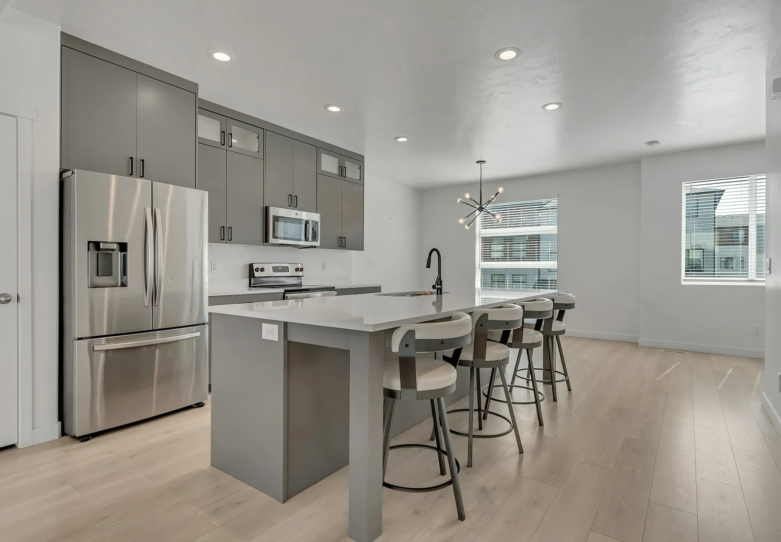 501 South 1080 West — Photo 4