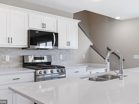 2nd image of 2627 Ivan Ave NE