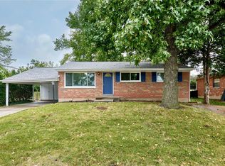 405 Thomas Ave, Saint Charles, MO 63301