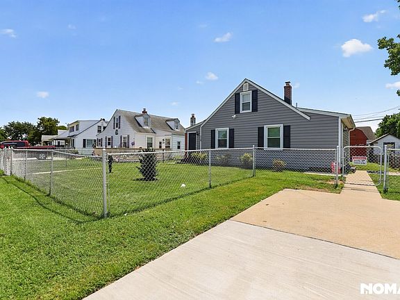 3rd image of 8217 Cornwall Rd