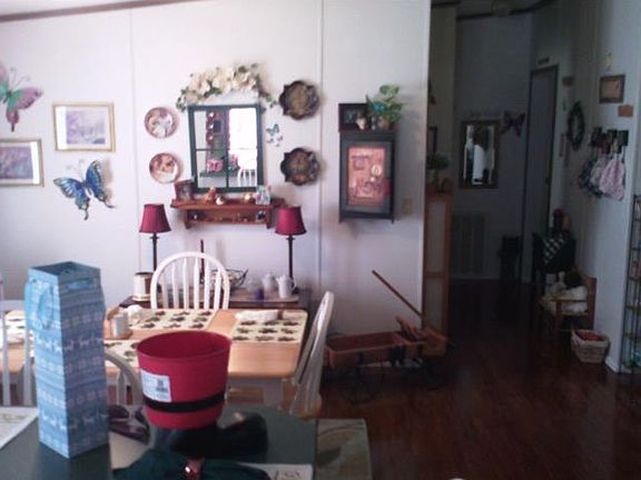 4th image of 16930 Sugarberry Ln