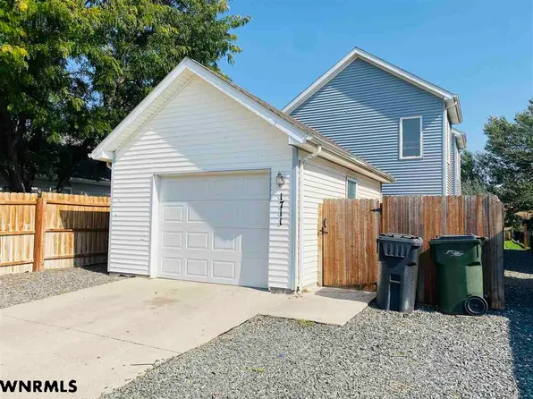 1711 15th Ave, Scottsbluff, NE 69361