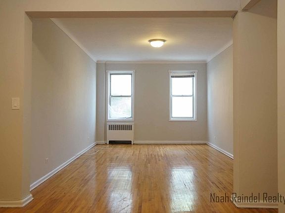 4th image of 2566 Ocean Ave APT A9