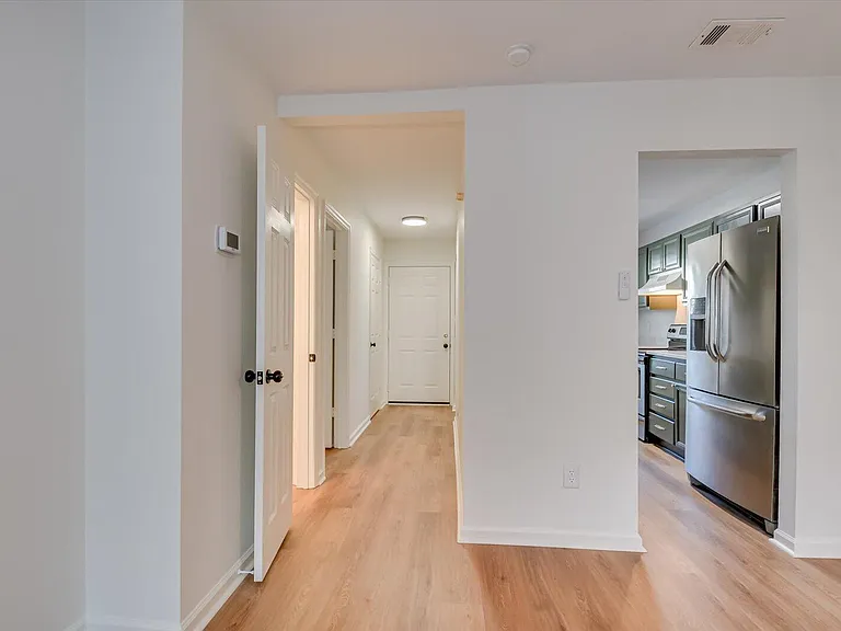 128 Barts Dr — Photo 3