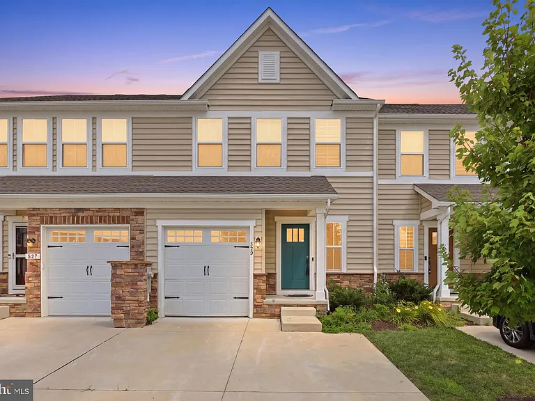 529 Swansea Dr — Photo 32