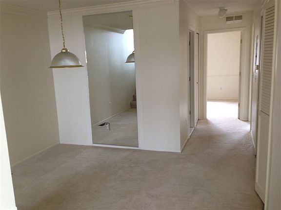 Dining nook