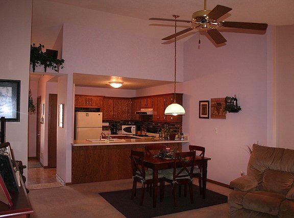 3rd image of 406 Grande Dr Unit G