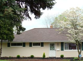 487 Harris Rd, Richmond Heights, OH 44143