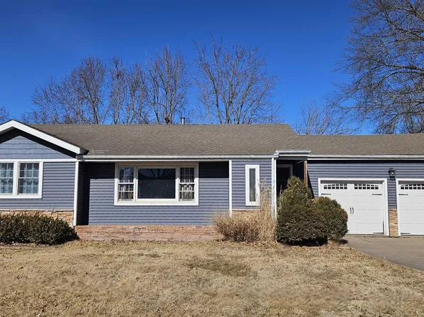 205 E Fillmore Ave, Fairfield, IA 52556